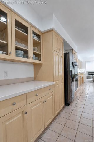 28959 Augusta, Farmington Hills, MI 48331