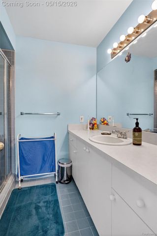 28959 Augusta, Farmington Hills, MI 48331