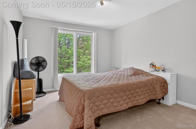 28959 Augusta, Farmington Hills, MI 48331