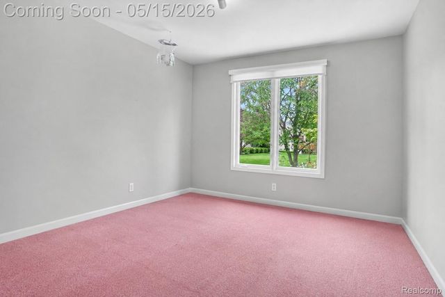 28959 Augusta, Farmington Hills, MI 48331
