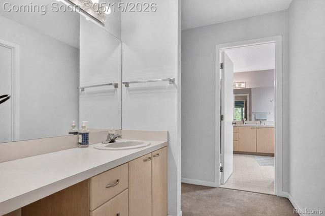 28959 Augusta, Farmington Hills, MI 48331