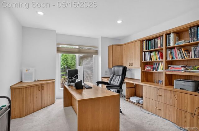 28959 Augusta, Farmington Hills, MI 48331