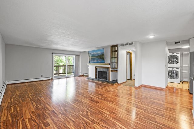 450 Ford Road 319, Saint Louis Park, MN 55426