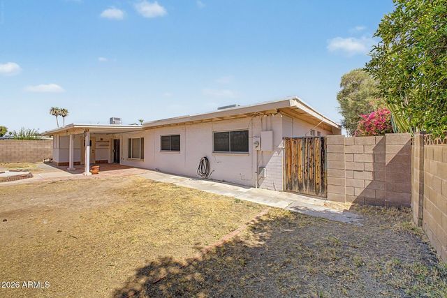 3039 E WINDROSE Drive, Phoenix, AZ 85032