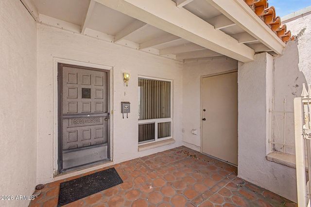 3039 E WINDROSE Drive, Phoenix, AZ 85032