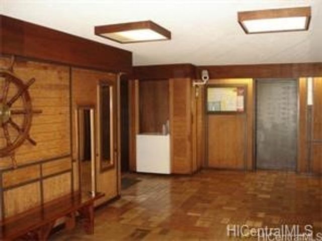 5122 Likini Street 505, Honolulu, HI 96818