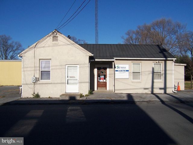 630 W RACE ST, Martinsburg, WV 25401