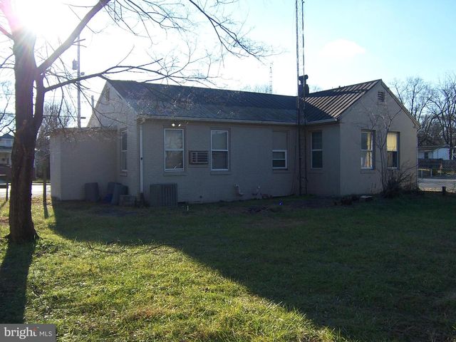 630 W RACE ST, Martinsburg, WV 25401