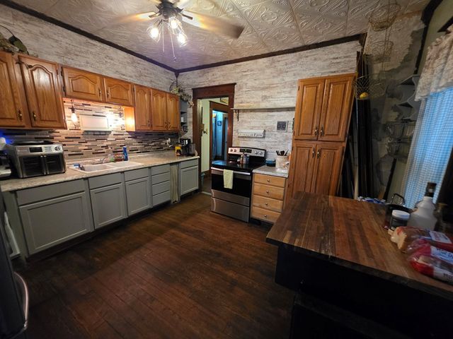 362 W High Street, Mount Gilead, OH 43338