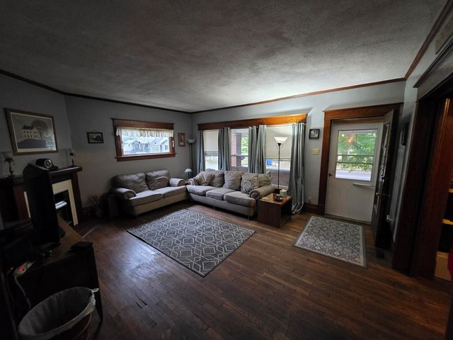 362 W High Street, Mount Gilead, OH 43338