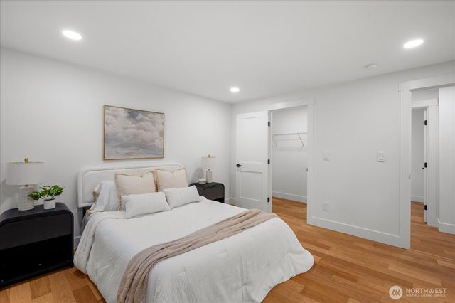 14076 117th Avenue NE, Kirkland, WA 98034