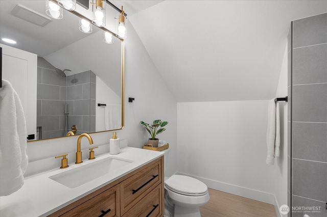 14076 117th Avenue NE, Kirkland, WA 98034