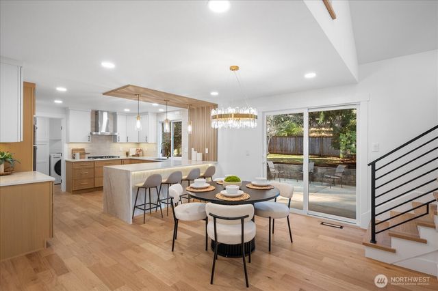 14076 117th Avenue NE, Kirkland, WA 98034