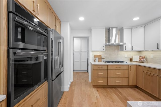 14076 117th Avenue NE, Kirkland, WA 98034