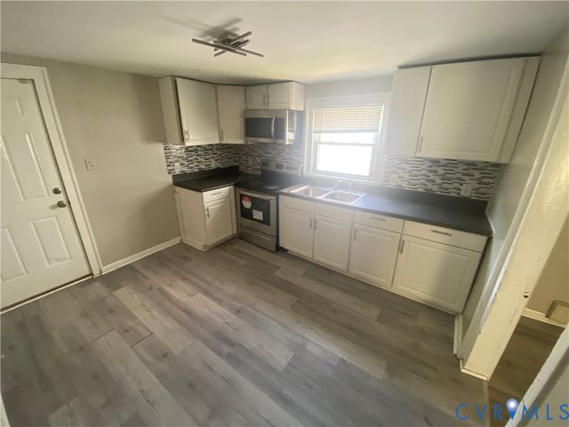2006 Dinwiddie Ave, Dinwiddie, VA 23224