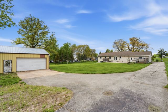 1822 Somerset Drive, Marion, IA 52302