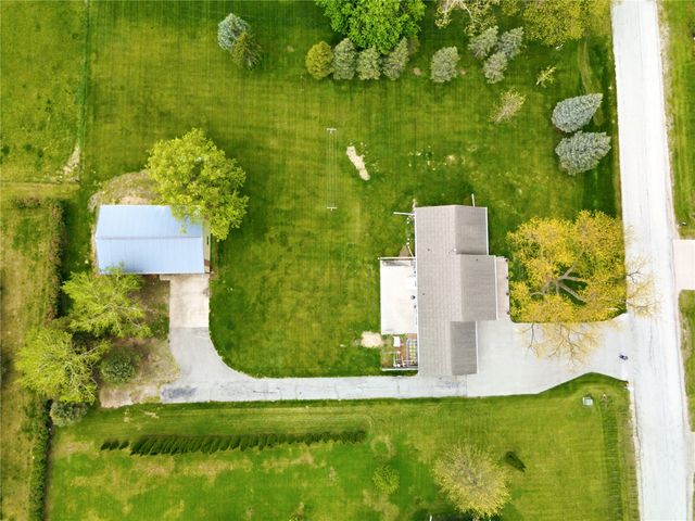 1822 Somerset Drive, Marion, IA 52302