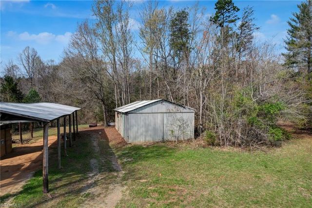 1836 Nc Highway 87, Reidsville, NC 27320