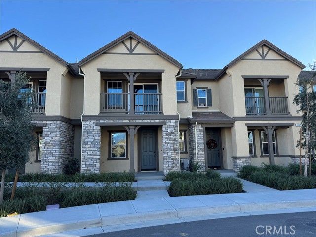 3909 E Coronado Privado, Ontario, CA 91761