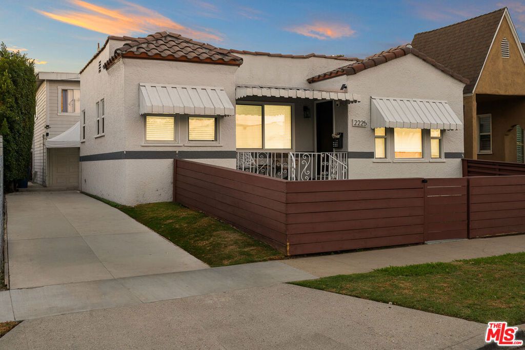2225 Thurman Avenue, Los Angeles, CA 90016 — exterior