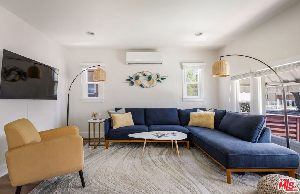 2225 Thurman Avenue, Los Angeles, CA 90016 — photo 3