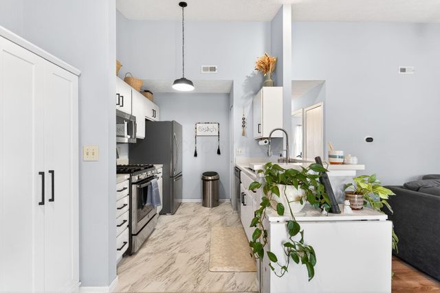 1135 Coventry Way, B, Marysville, OH 43040