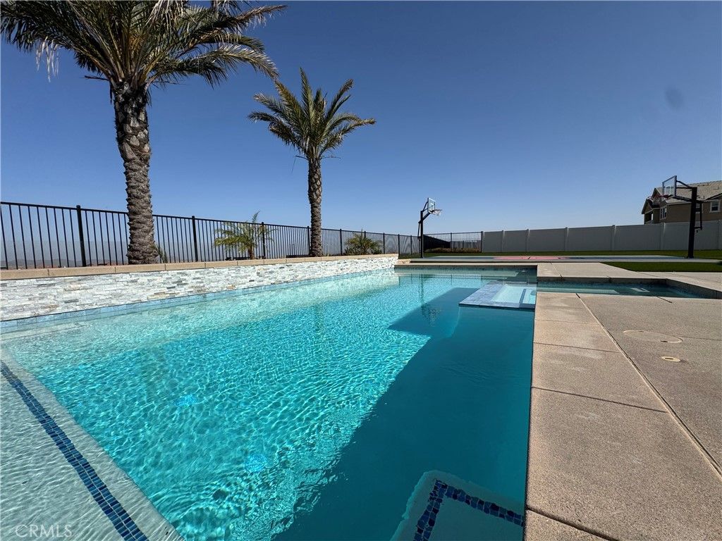 Image 3 of property listing at 17195 Compass Drive, Riverside, CA 92503