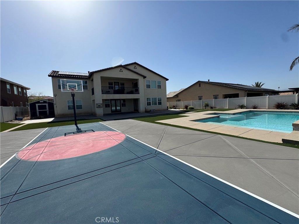 Image 5 of property listing at 17195 Compass Drive, Riverside, CA 92503