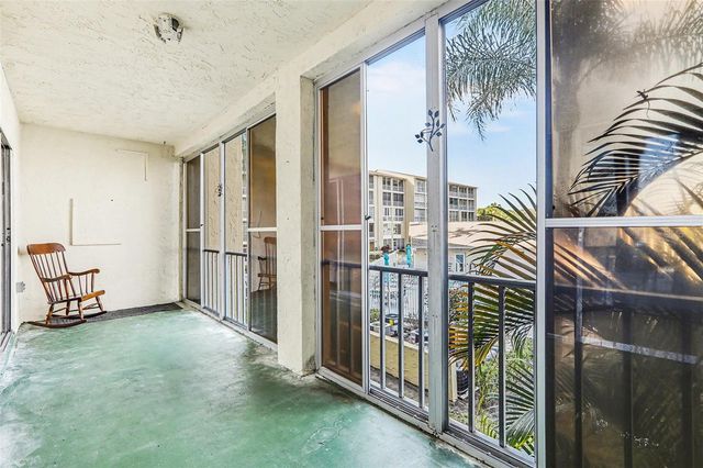 3723 LAKE BAYSHORE DRIVE H206, Bradenton, FL 34205