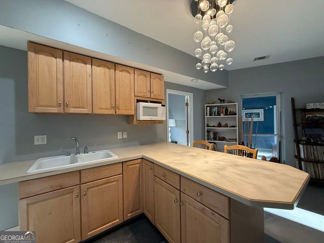 55 Weatherwood Place, Lavonia, GA 30553