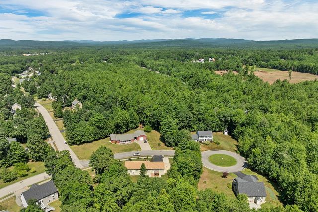 5 Given Circle, Rochester, NH 03867