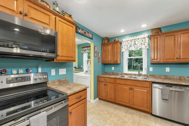 5 Given Circle, Rochester, NH 03867