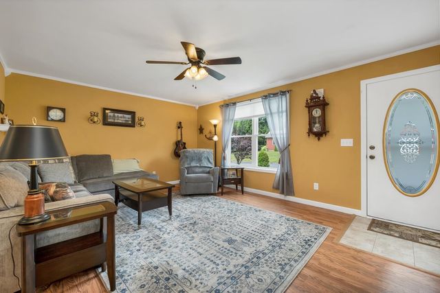5 Given Circle, Rochester, NH 03867