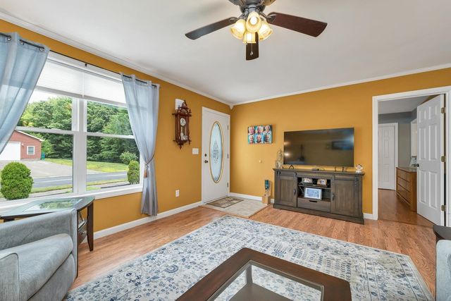 5 Given Circle, Rochester, NH 03867