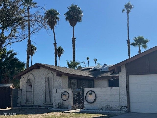 3881 Casa Colorado Avenue, Las Vegas, NV 89121