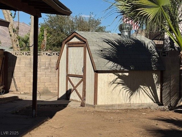 3881 Casa Colorado Avenue, Las Vegas, NV 89121