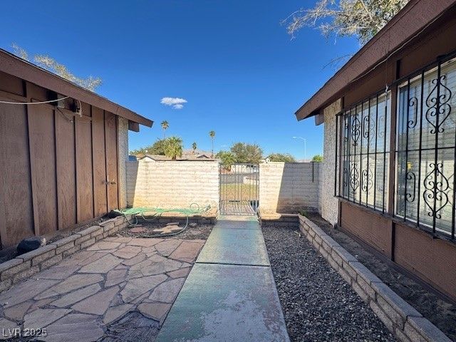 3881 Casa Colorado Avenue, Las Vegas, NV 89121