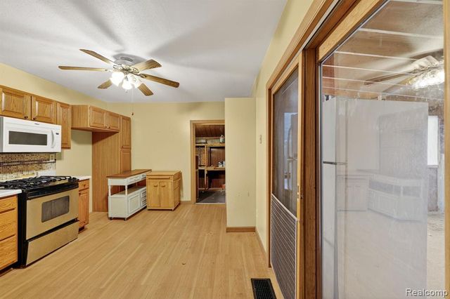 5888 Fulton Street, Mayville, MI 48744