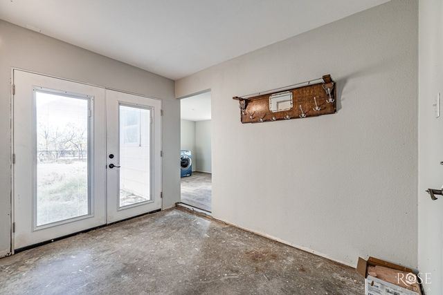 200 Neva Road, Mertzon, TX 76941