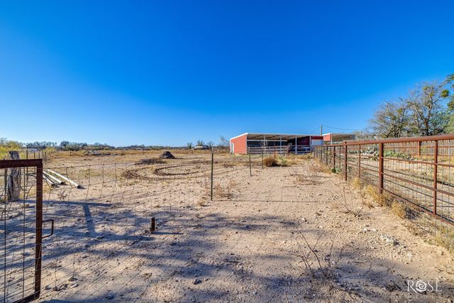 200 Neva Road, Mertzon, TX 76941