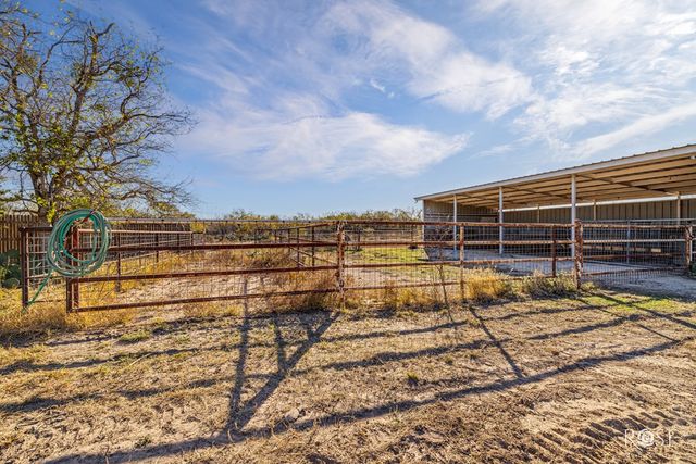 200 Neva Road, Mertzon, TX 76941
