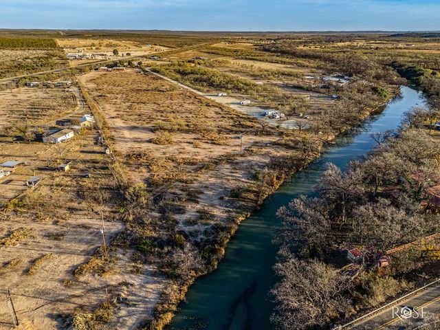 200 Neva Road, Mertzon, TX 76941