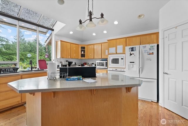 9100 189 Avenue Ct E, Bonney Lake, WA 98381