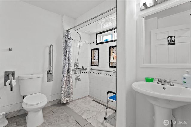 9100 189 Avenue Ct E, Bonney Lake, WA 98381