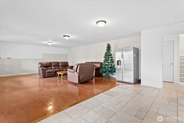 9100 189 Avenue Ct E, Bonney Lake, WA 98381