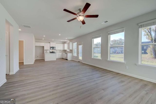 219 St Annes Place, Covington, GA 30016