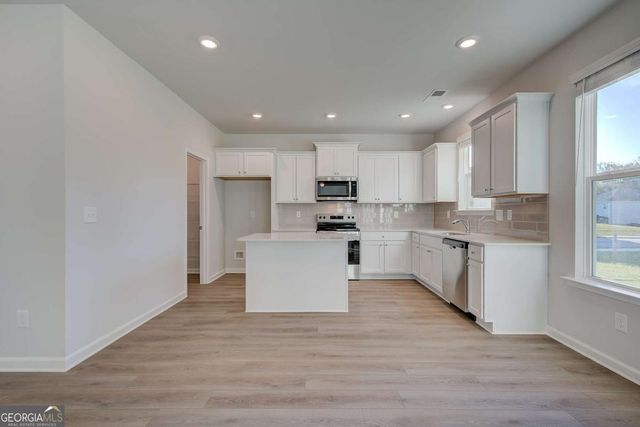 219 St Annes Place, Covington, GA 30016