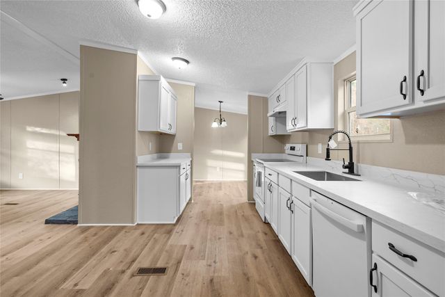 12902 Indian Ridge Drive, Dayton, TX 77535