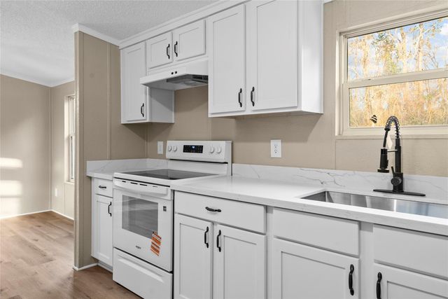 12902 Indian Ridge Drive, Dayton, TX 77535