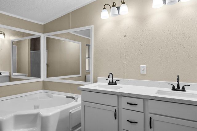 12902 Indian Ridge Drive, Dayton, TX 77535